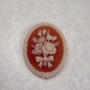 Vintage Floral Cameo Brooch